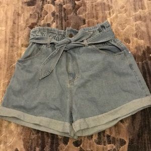 High waist paperbag shorts